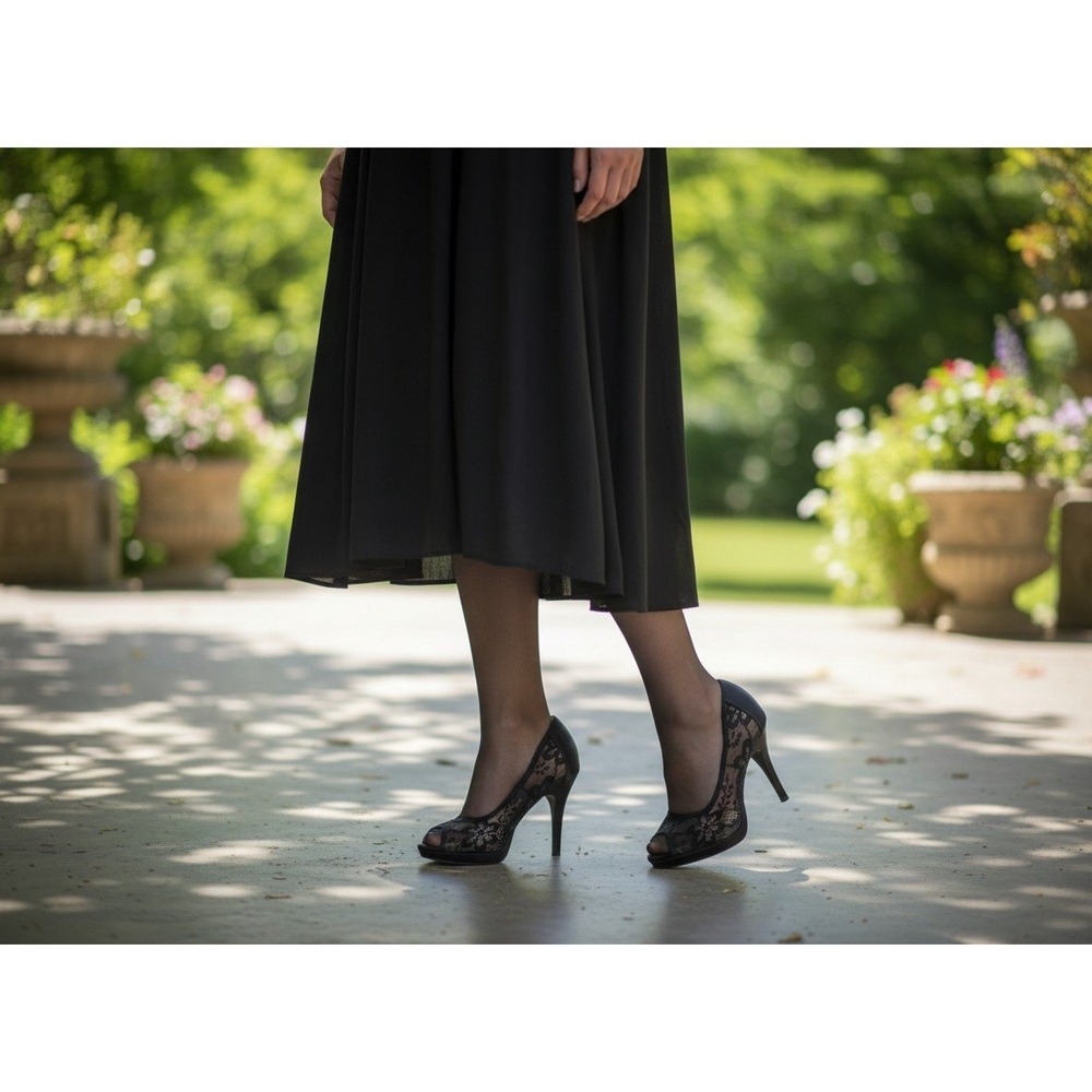 Lulu Townsend Black Lace Peep Toe Platform Pumps Heels Size 8 Evening Formal